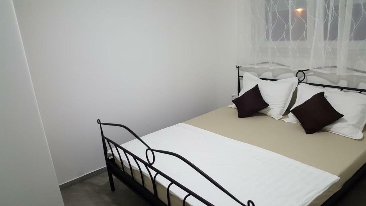 Apartments Venerea Nin Bagian luar foto