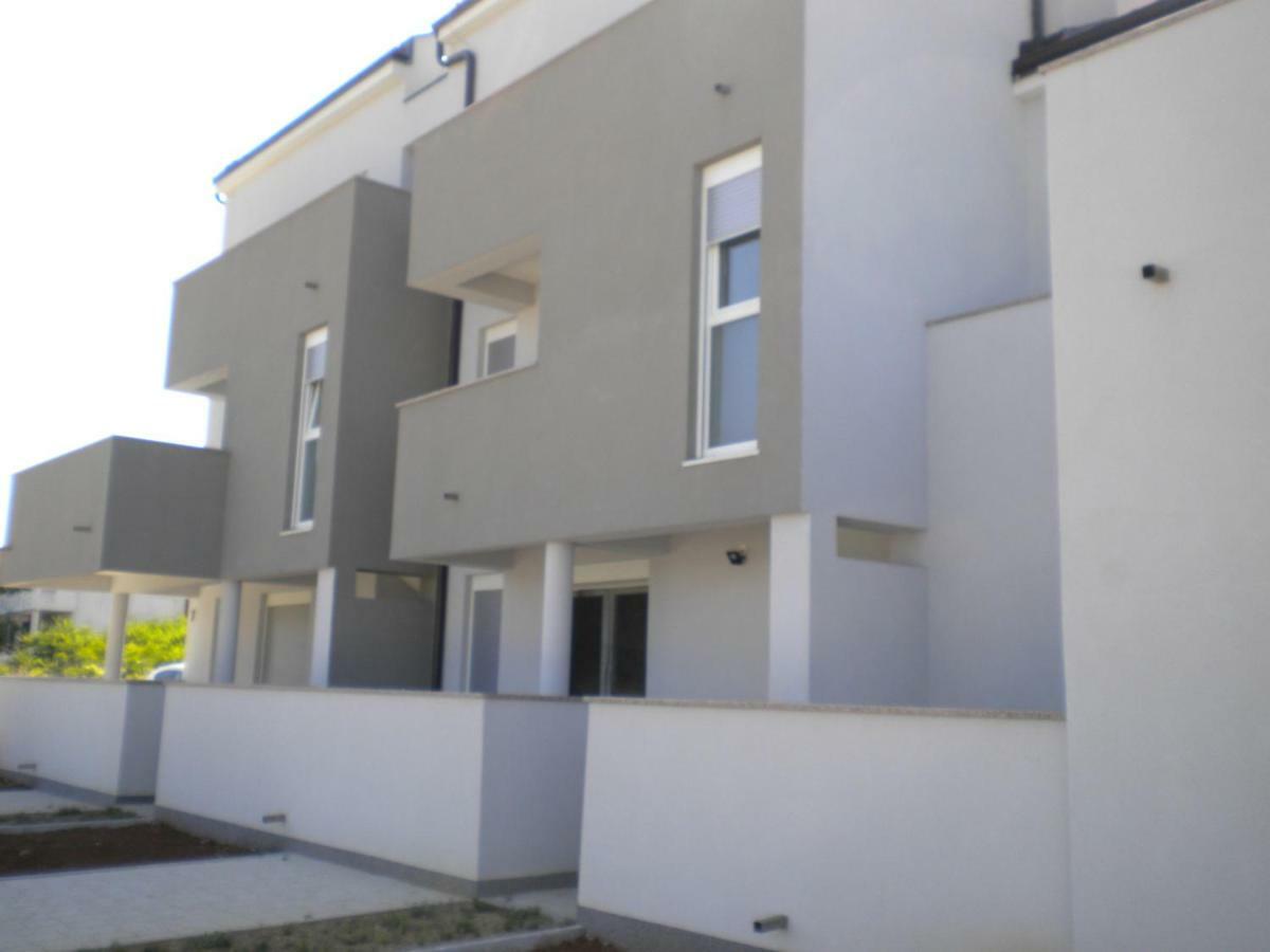 Apartments Venerea Nin Bagian luar foto
