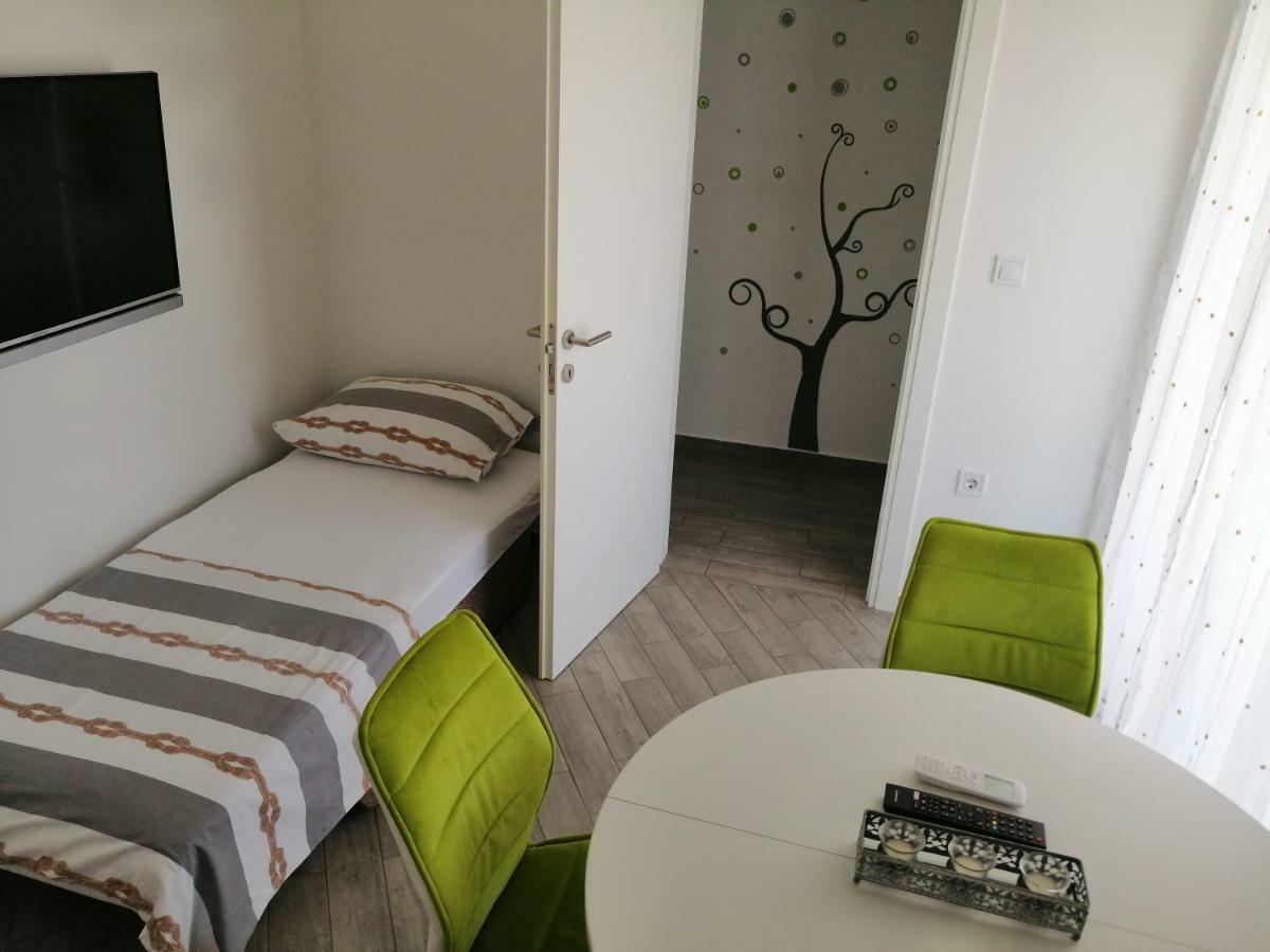 Apartments Venerea Nin Bagian luar foto